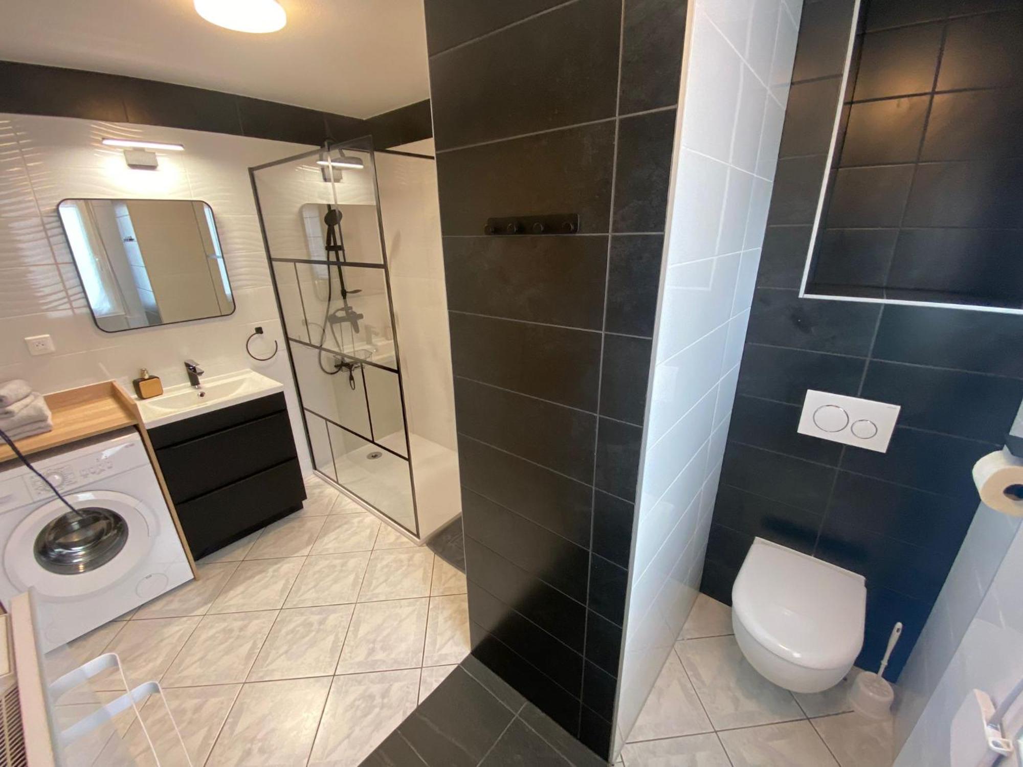 Le 11 De Colmar Apartment Bagian luar foto