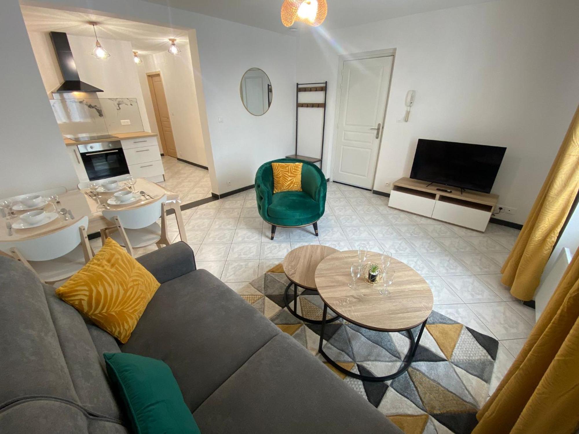 Le 11 De Colmar Apartment Bagian luar foto